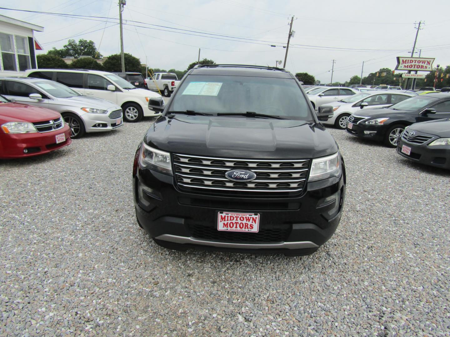 2016 Black /Tan Ford Explorer (1FM5K7D89GG) with an V6 engine, Automatic transmission, located at 15016 S Hwy 231, Midland City, AL, 36350, (334) 983-3001, 31.306210, -85.495277 - Photo#1